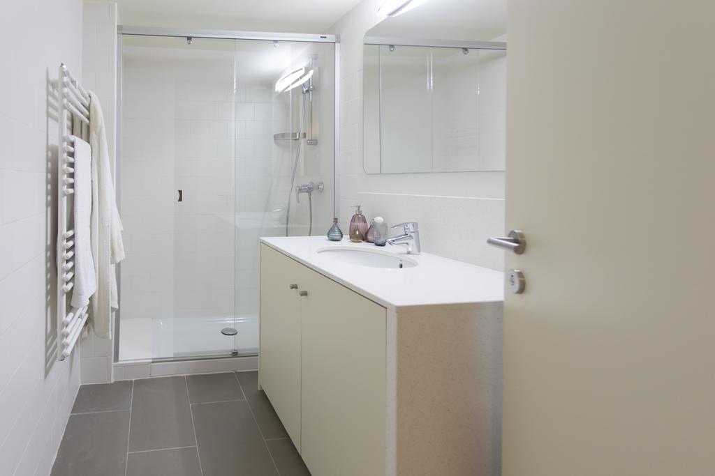 Bravissimo Cort Reial-2A Appartement Gerona Buitenkant foto