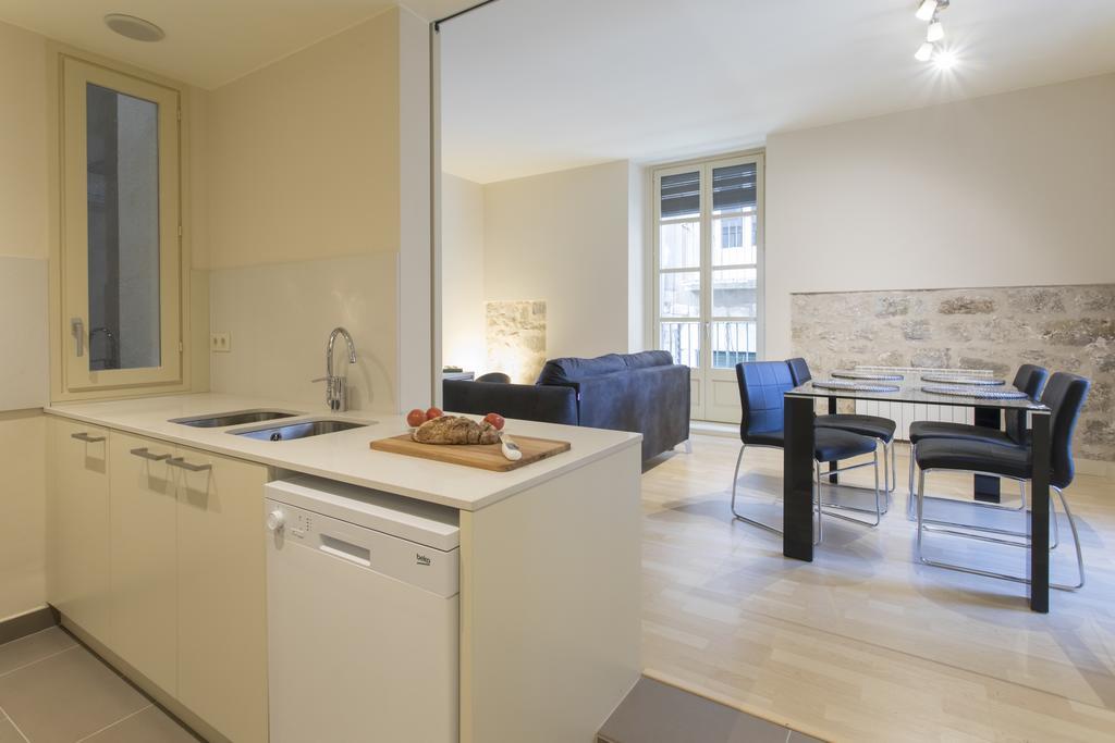Bravissimo Cort Reial-2A Appartement Gerona Buitenkant foto